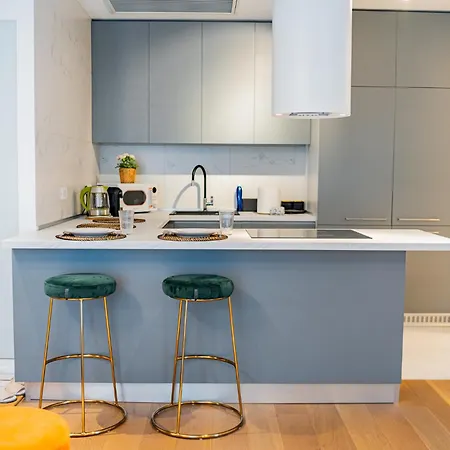 Apartment One Mircea Eliade - Luxurious With Panoramic And Park View