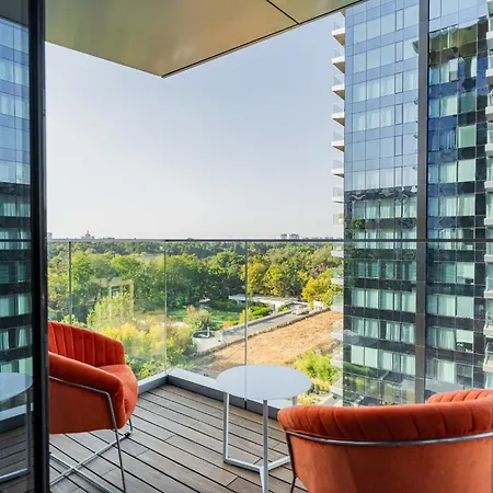 One Mircea Eliade - Luxurious With Panoramic And Park View