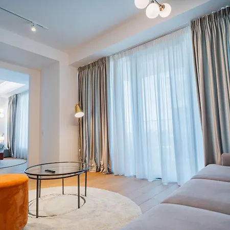 One Mircea Eliade - Luxurious With Panoramic And Park View Bucharest