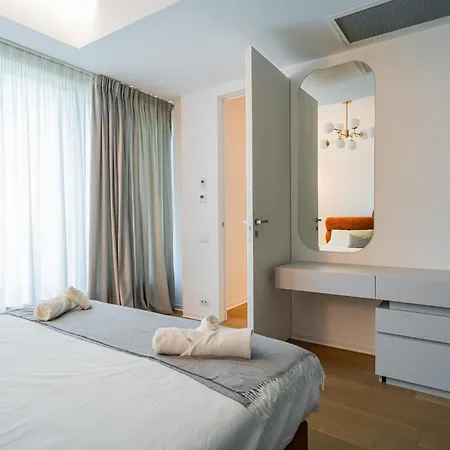 Apartment One Mircea Eliade - Luxurious With Panoramic And Park View Bucharest