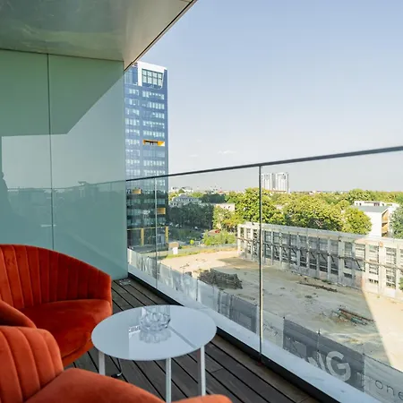 One Mircea Eliade - Luxurious With Panoramic And Park View * 부쿠레슈티