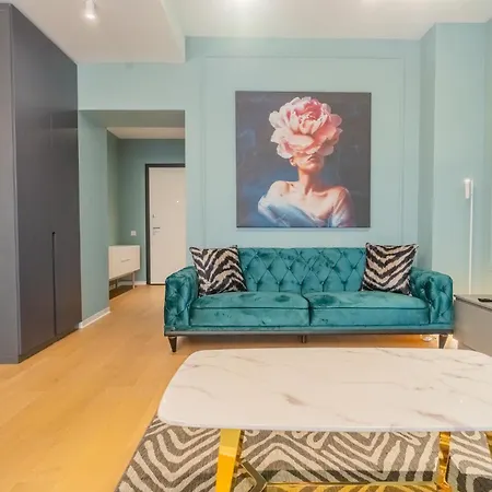 Apartment One Mircea Eliade - Luxurious With Panoramic And Park View