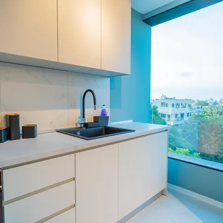 One Mircea Eliade - Luxurious With Panoramic And Park View * Bucharest