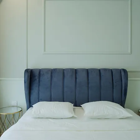 One Mircea Eliade - Luxurious With Panoramic And Park View Bucharest