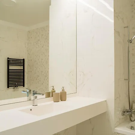 Apartment One Mircea Eliade - Luxurious With Panoramic And Park View Bucharest