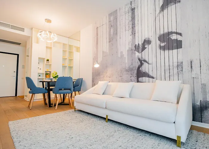 One Mircea Eliade - Luxurious With Panoramic And Park View Apartament *