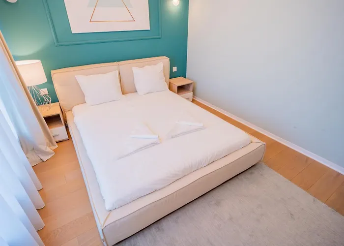 One Mircea Eliade - Luxurious With Panoramic And Park View Apartmán *