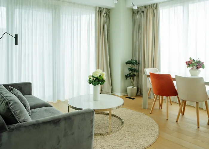 One Mircea Eliade - Luxurious With Panoramic And Park View Apartament