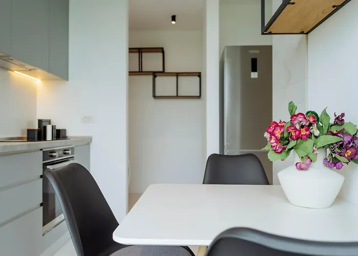 One Mircea Eliade - Luxurious With Panoramic And Park View