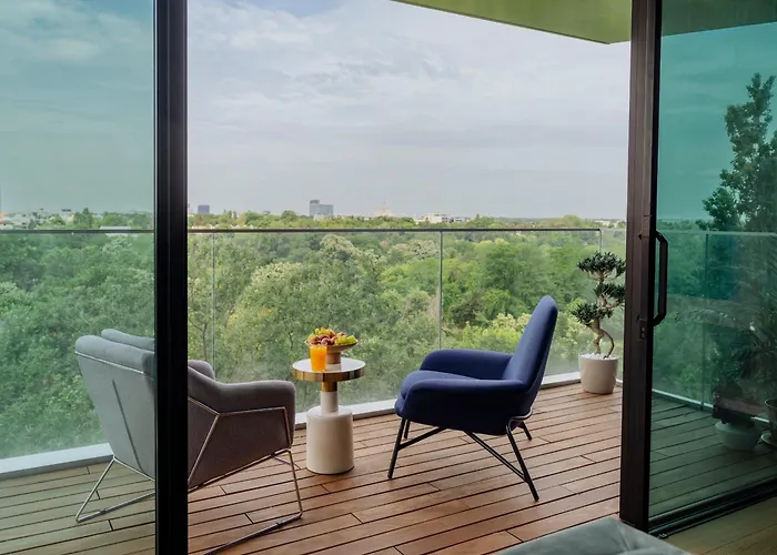 One Mircea Eliade - Luxurious With Panoramic And Park View Apartament