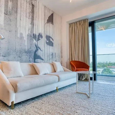 One Mircea Eliade - Luxurious With Panoramic And Park View Apartmán Bukurešť