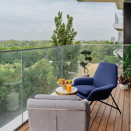 One Mircea Eliade - Luxurious With Panoramic And Park View Apartmán