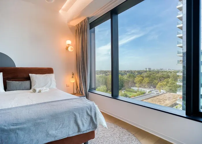 One Mircea Eliade - Luxurious With Panoramic And Park View Апартаменти