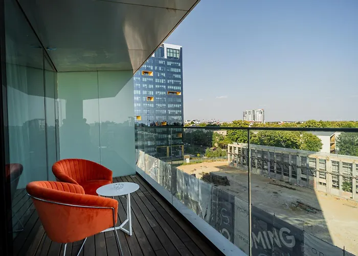 Апартаменти One Mircea Eliade - Luxurious With Panoramic And Park View Бухарест