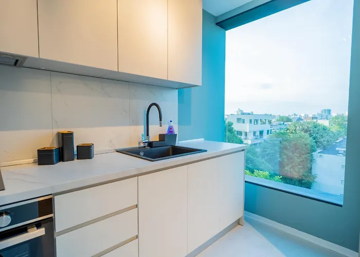 One Mircea Eliade - Luxurious With Panoramic And Park View * Бухарест