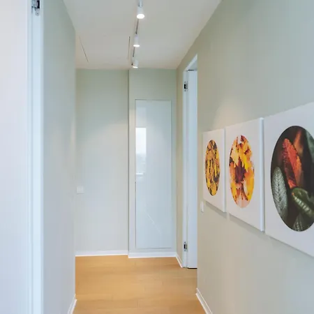 One Mircea Eliade - Luxurious With Panoramic And Park View