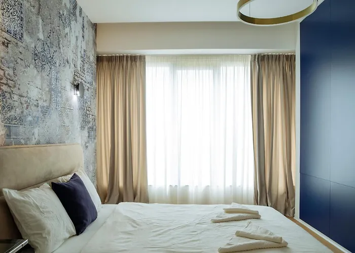 One Mircea Eliade - Luxurious With Panoramic And Park View Апартаменты *